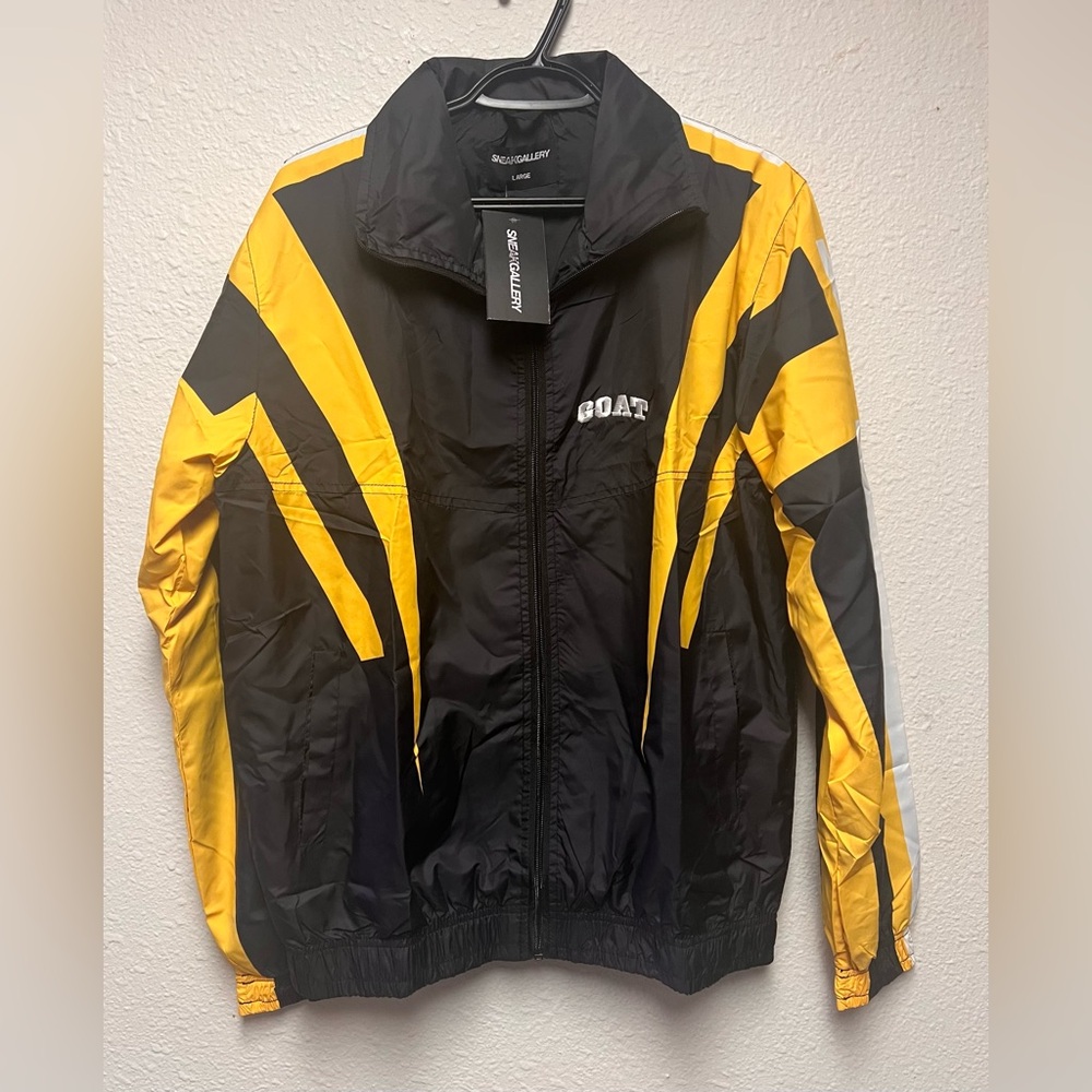 Sneak Gallery "Goat" Windbreaker/Short Set Size L NWT